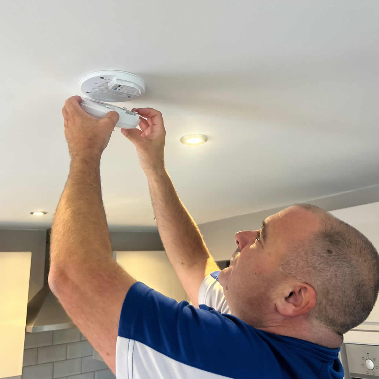 Smoke alarm installation service in Cardiff